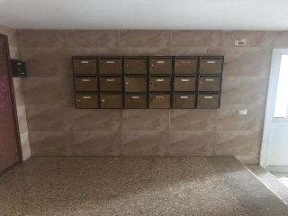 00377-0001 4