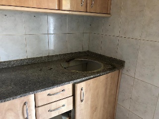 06890-0001 5