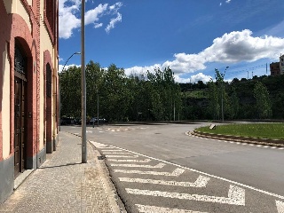 06890-0001 23
