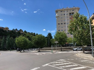 06890-0001 25