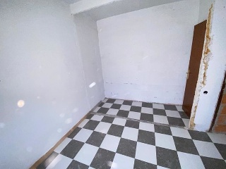 06648-0001 7