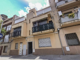 Piso en venta en Terrassa de 77  m²