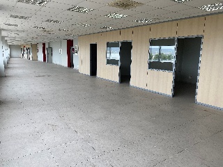 Nave industrial en C/ Poseidón, Meco (Madrid) 16