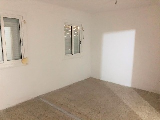 00324-0001 4