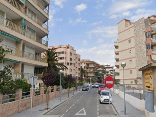 08638-0001 7