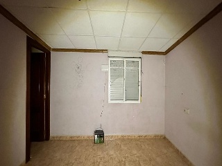 00501-0001 11