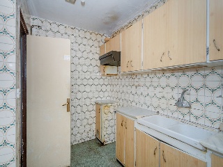 Pisos en C/ Torras i Bages, Salt (Girona) 13