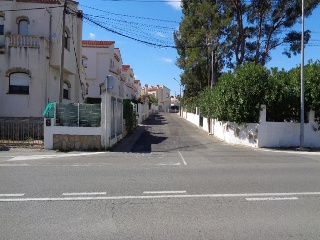 18906-0001 11