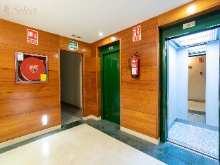 Local en Sant Cugat del Vallès , Barcelona 9