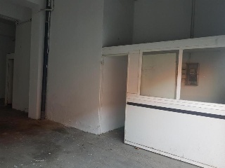 08389-0001 8