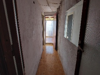 02212-0001 17