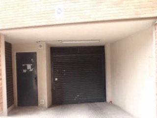 Garaje en venta en Sant Vicenç Dels Horts de 12  m²