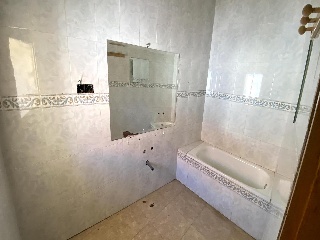 02162-0001 7
