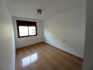 00147-0001 7