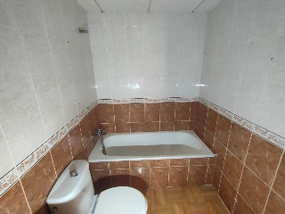01592-0001 8