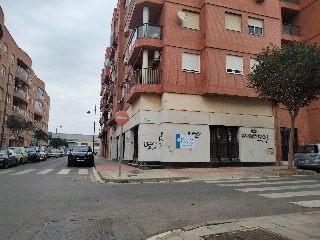 Local en venta en Almería de 140  m²