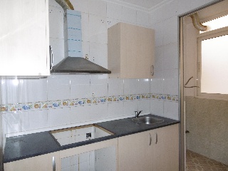 18631-0001 5