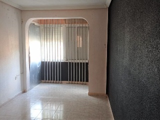 09279-0001 8