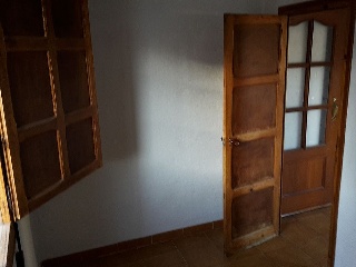 00892-0001 2
