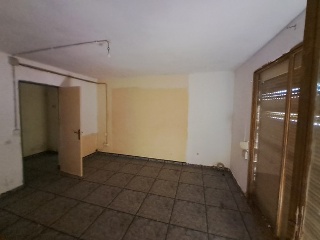 01652-0001 4