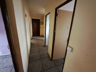 01652-0001 10