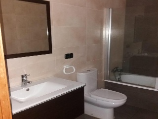 Piso y plaza de garaje en Olost Barcelona 7