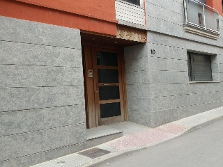 Piso y plaza de garaje en Olost Barcelona 10