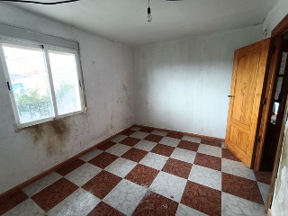 00890-0001 3
