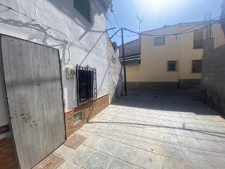 02723-0001 8