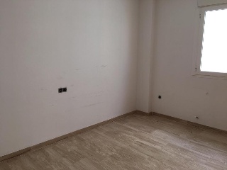 10805-0001 12