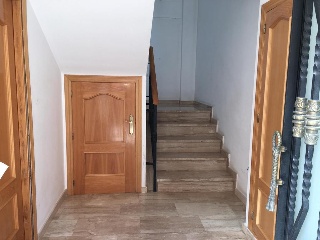 10805-0001 14