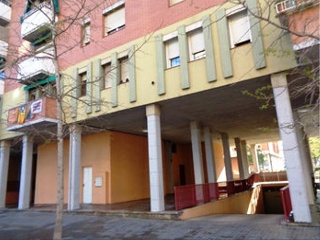 00748-0001 3