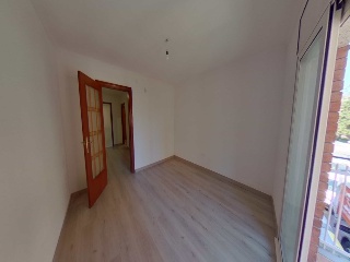 03773-0001 8