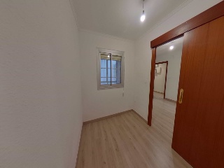 03773-0001 13
