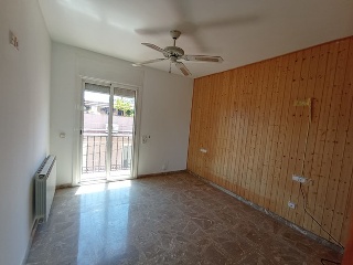 04716-0001 12