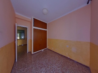 05232-0001 33