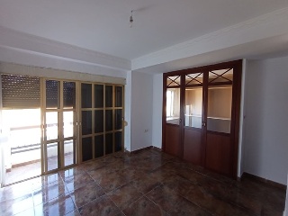 04237-0001 8