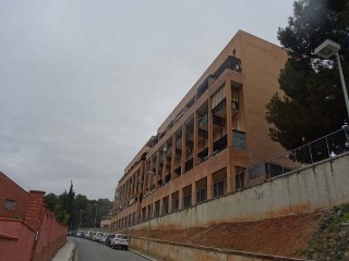 01894-0001 7
