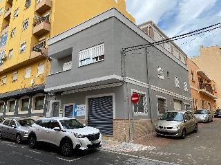 Local en venta en Almería de 42  m²