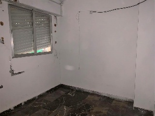 01985-0001 8
