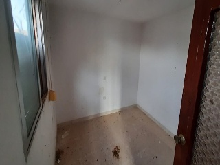 04689-0001 9