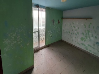 04689-0001 10