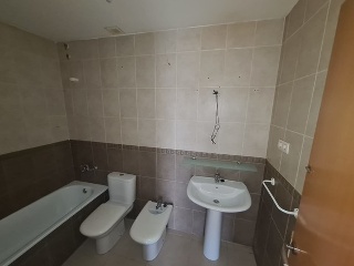 Edificio de viviendas y plazas de garaje en Flix , Tarragona 10