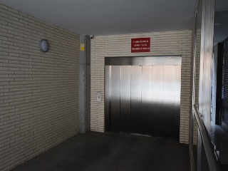 02549-0001 4