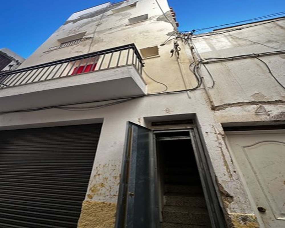 Vivienda en C/ Escultor Clara, Terrassa (Barcelona)