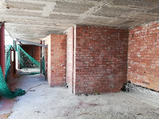 06087-0001 4