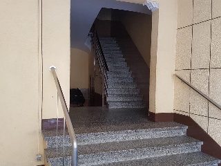 06098-0001 9