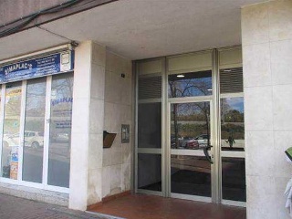 Piso en venta en Canovelles de 69  m²