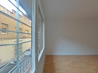04908-0001 3