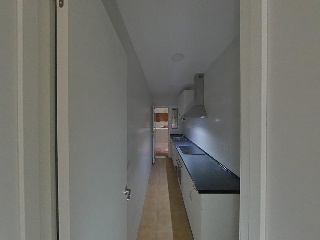 04908-0001 18